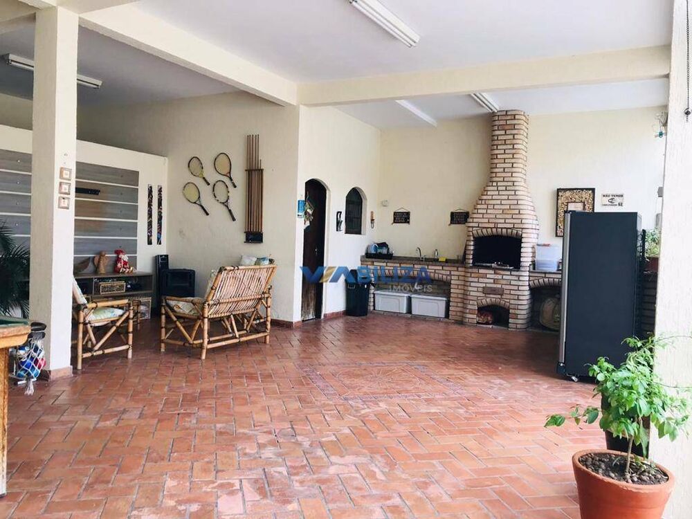 Sobrado à venda com 2 quartos, 188m² - Foto 8