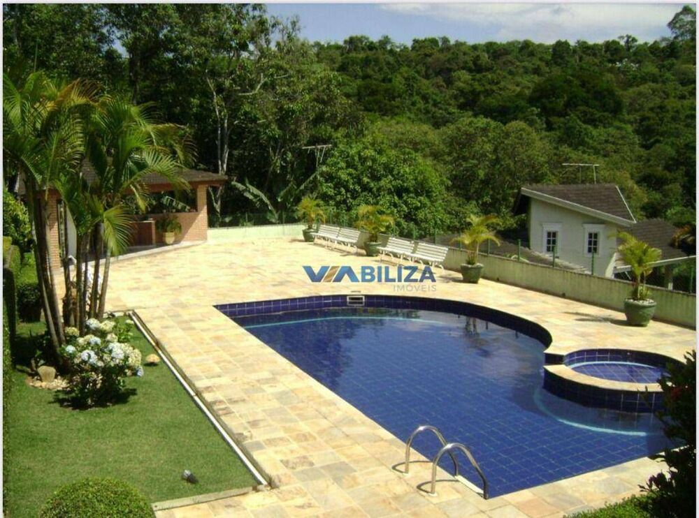 Sobrado à venda com 6 quartos, 500m² - Foto 2
