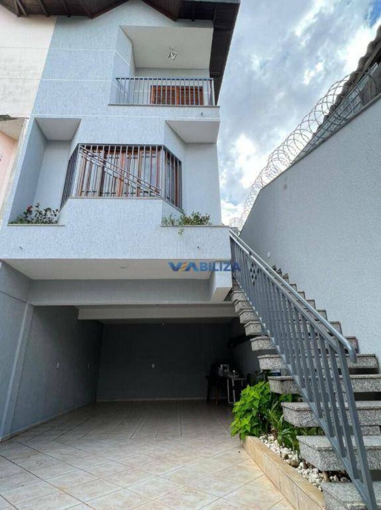 Sobrado, 3 quartos, 230 m² - Foto 2