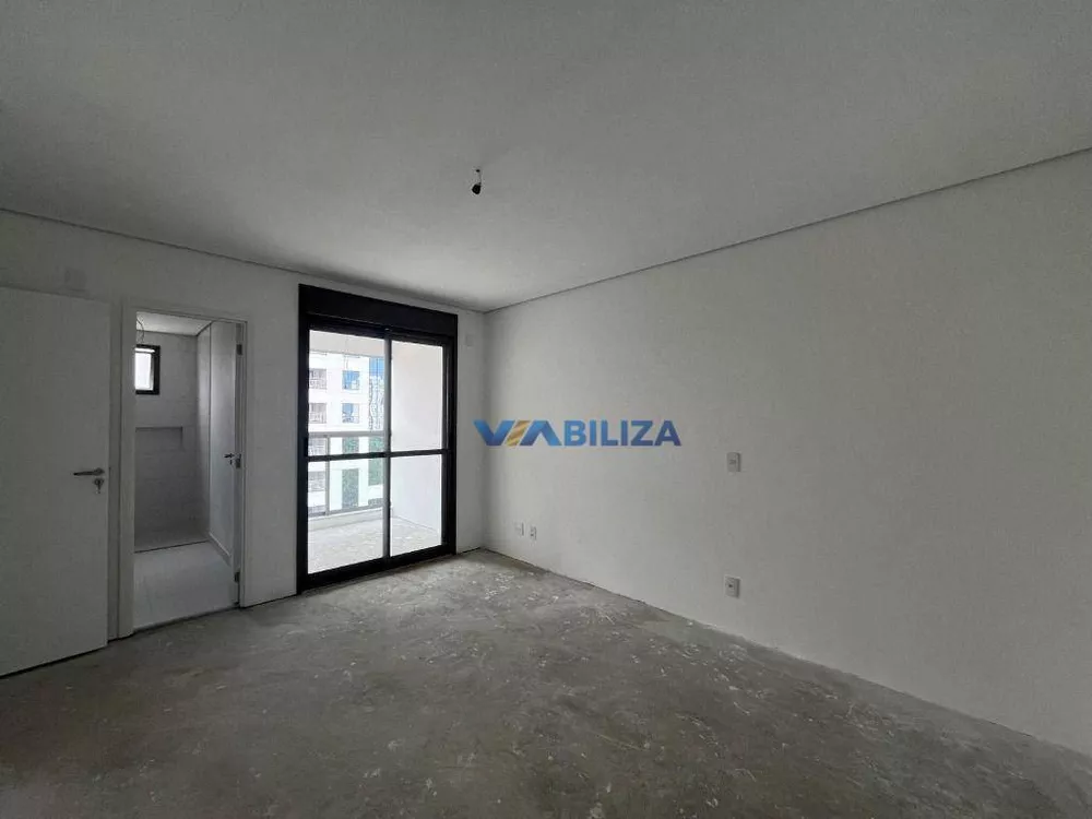 Apartamento à venda com 4 quartos, 150m² - Foto 11