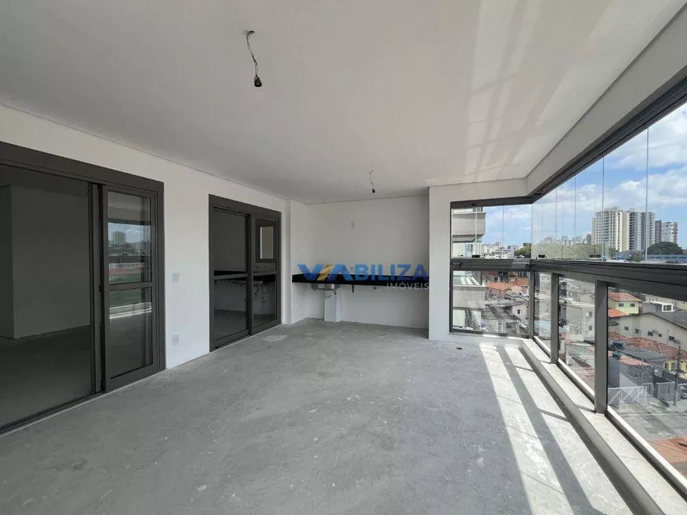 Apartamento à venda com 4 quartos, 150m² - Foto 1