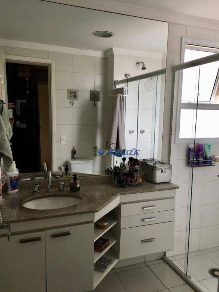 Apartamento à venda com 3 quartos, 132m² - Foto 8