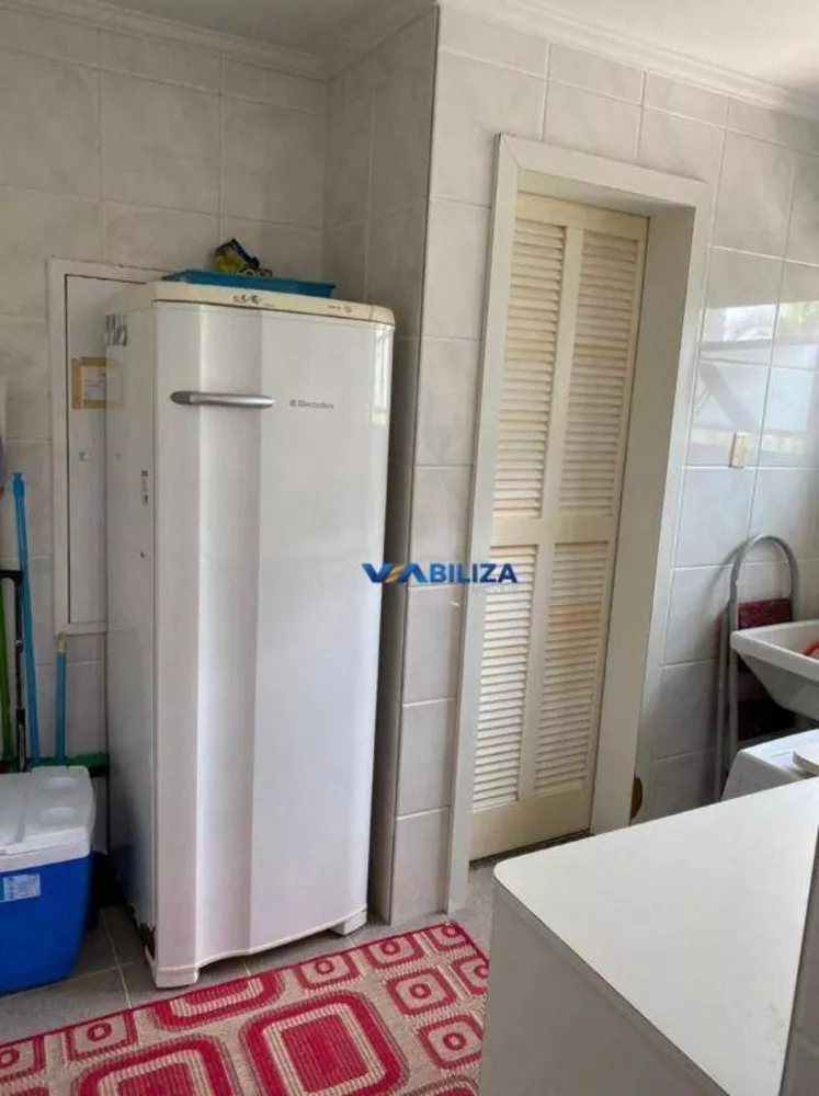 Apartamento à venda com 4 quartos, 240m² - Foto 10