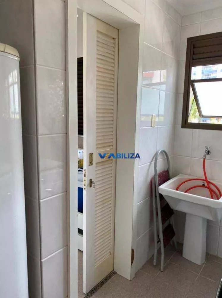 Apartamento à venda com 4 quartos, 240m² - Foto 8