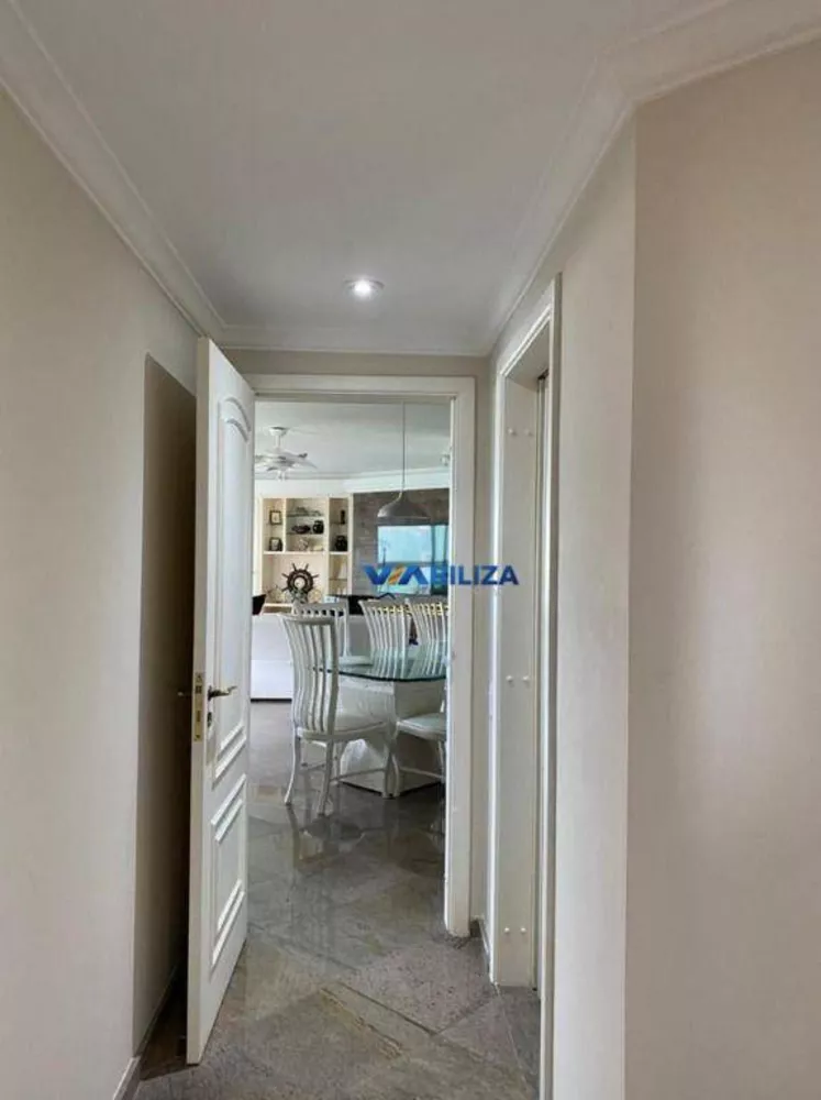 Apartamento à venda com 4 quartos, 240m² - Foto 5