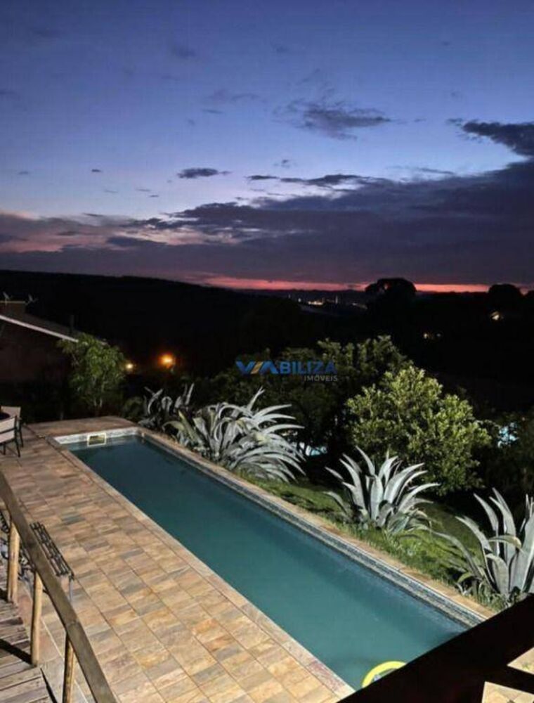 Sobrado à venda com 3 quartos, 160m² - Foto 2