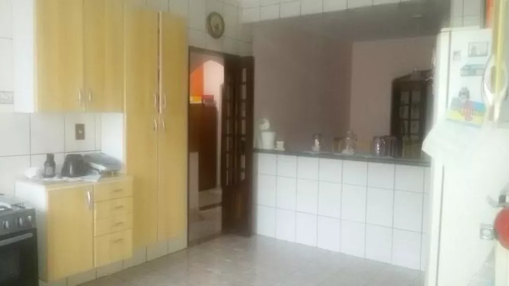 Casa à venda com 2 quartos, 150m² - Foto 5