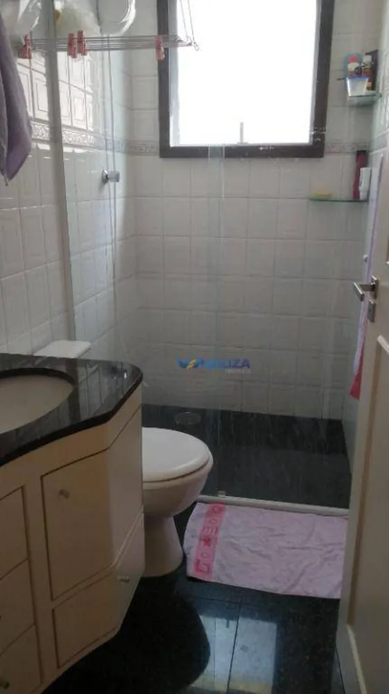 Sobrado, 3 quartos, 237 m² - Foto 1