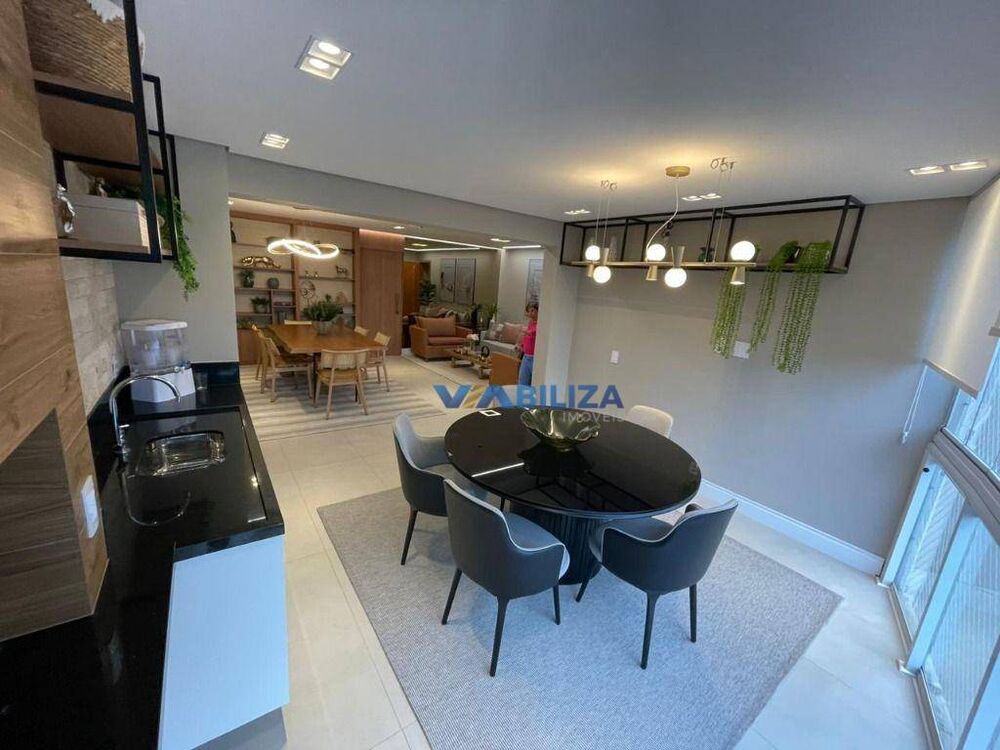 Apartamento à venda com 3 quartos, 197m² - Foto 11