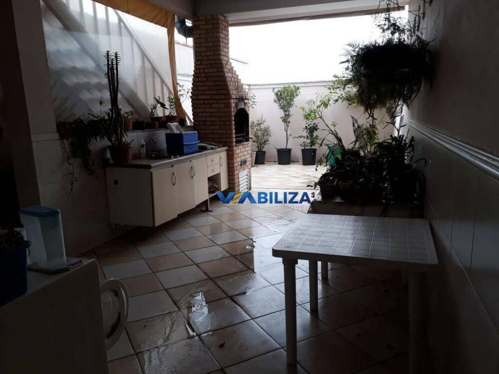 Sobrado, 3 quartos, 230 m² - Foto 1