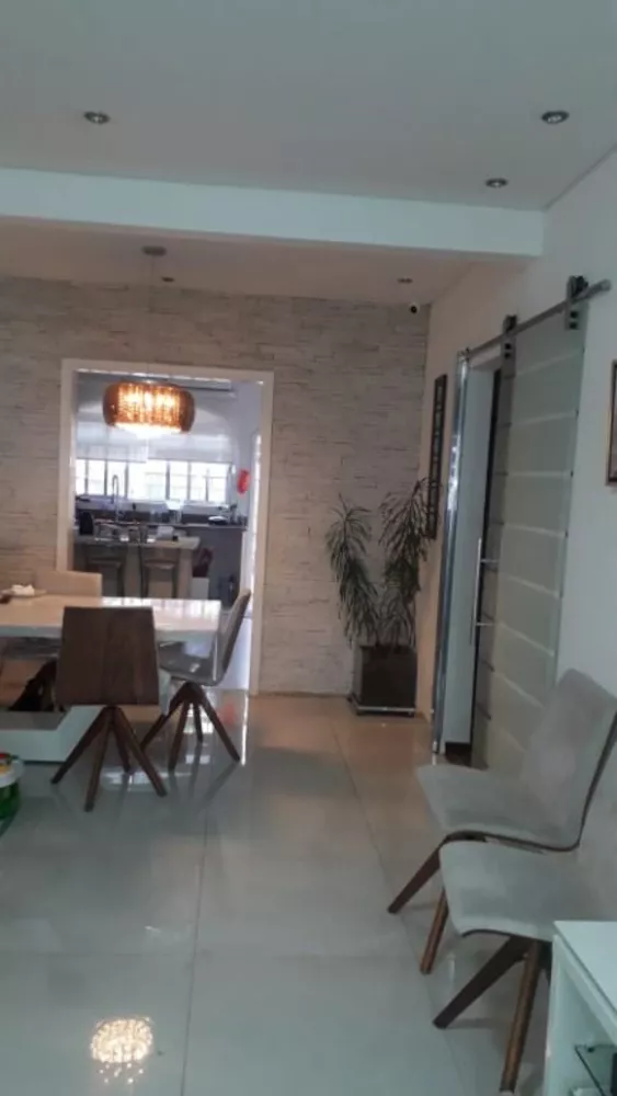 Casa, 3 quartos, 250 m² - Foto 16