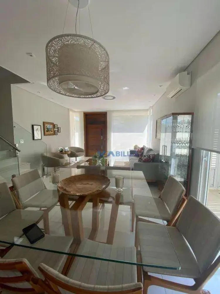 Sobrado, 4 quartos, 304 m² - Foto 2