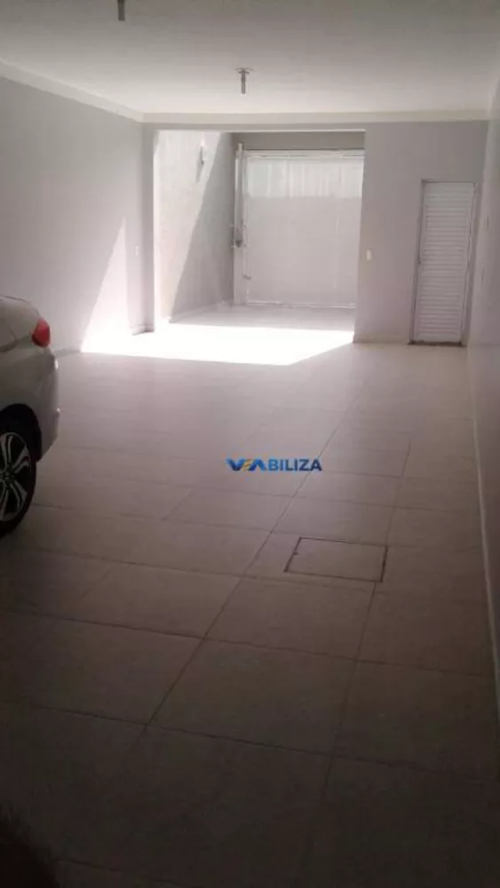 Sobrado à venda com 3 quartos, 299m² - Foto 5