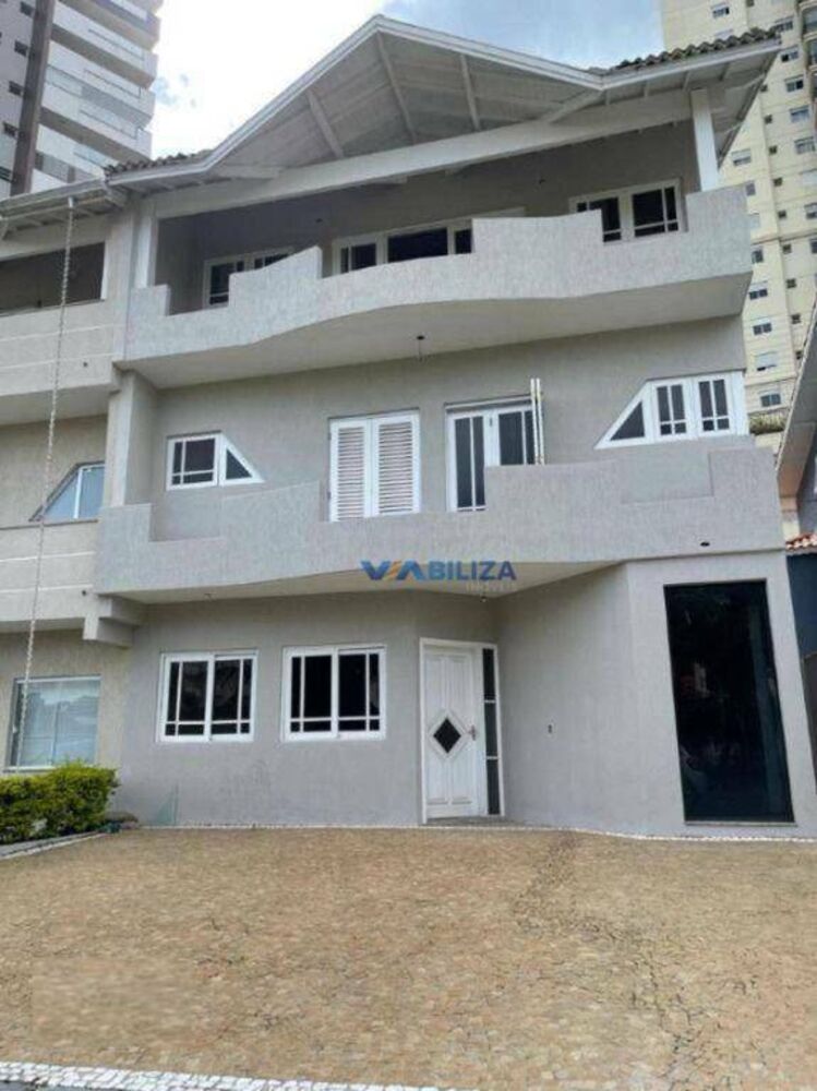 Sobrado, 4 quartos, 460 m² - Foto 1