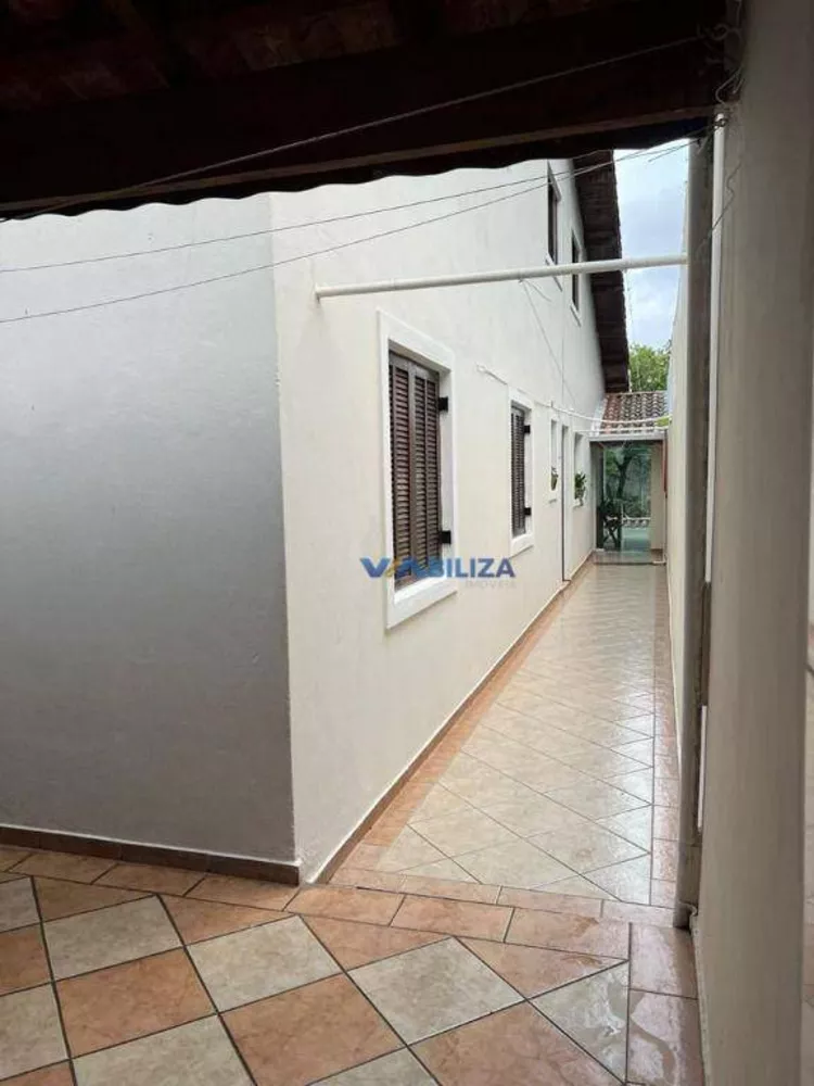 Sobrado à venda com 4 quartos, 145m² - Foto 3