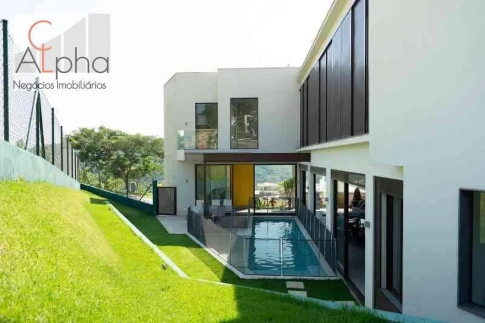 Sobrado, 4 quartos, 440 m² - Foto 1