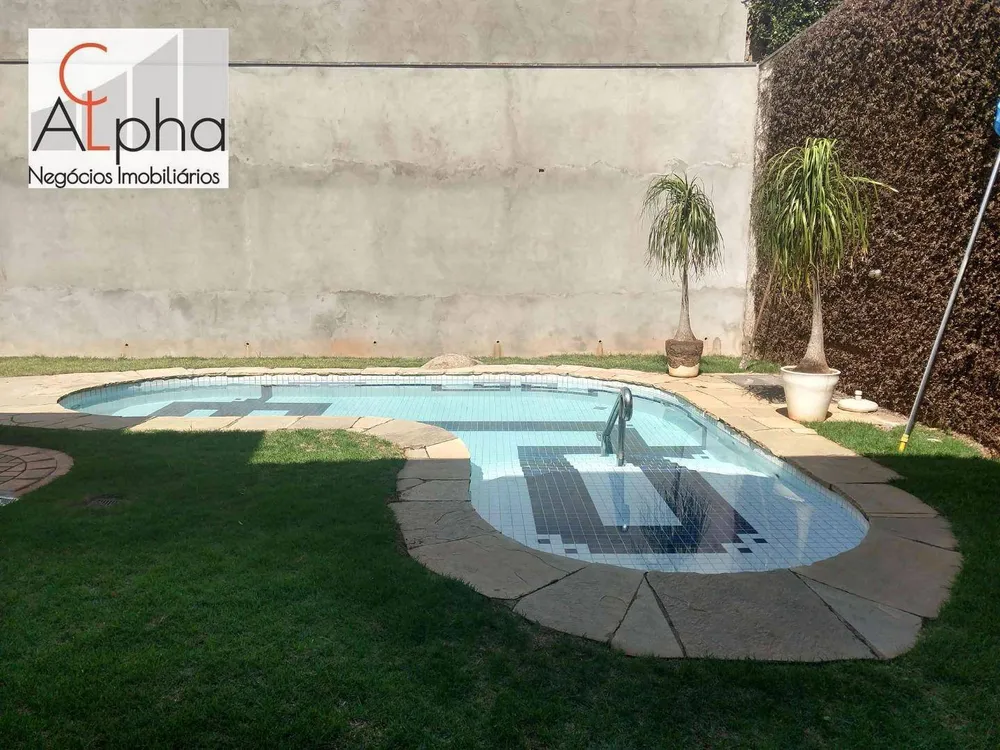 Sobrado, 4 quartos, 550 m² - Foto 1