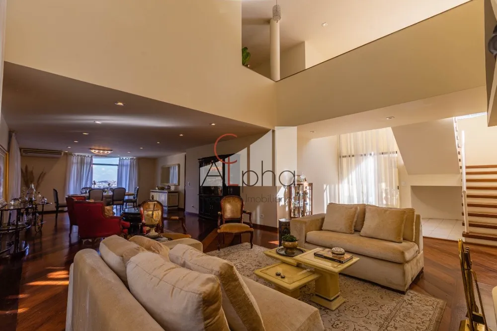 Sobrado, 4 quartos, 700 m² - Foto 1