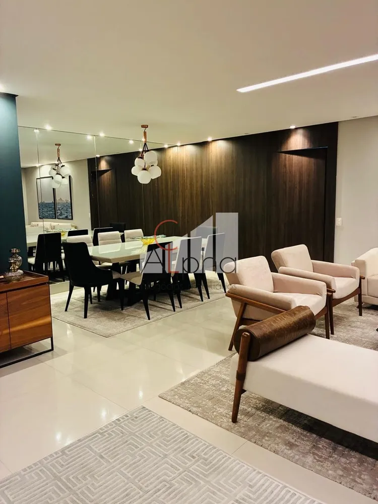 Apartamento, 3 quartos, 202 m² - Foto 2