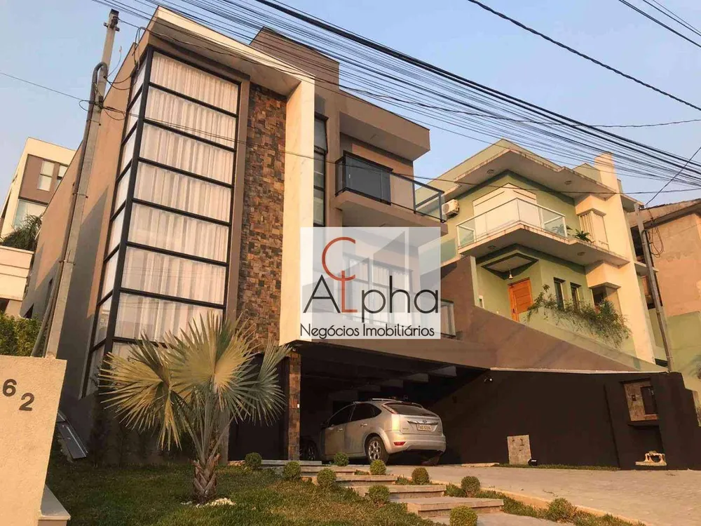 Sobrado, 3 quartos, 355 m² - Foto 1