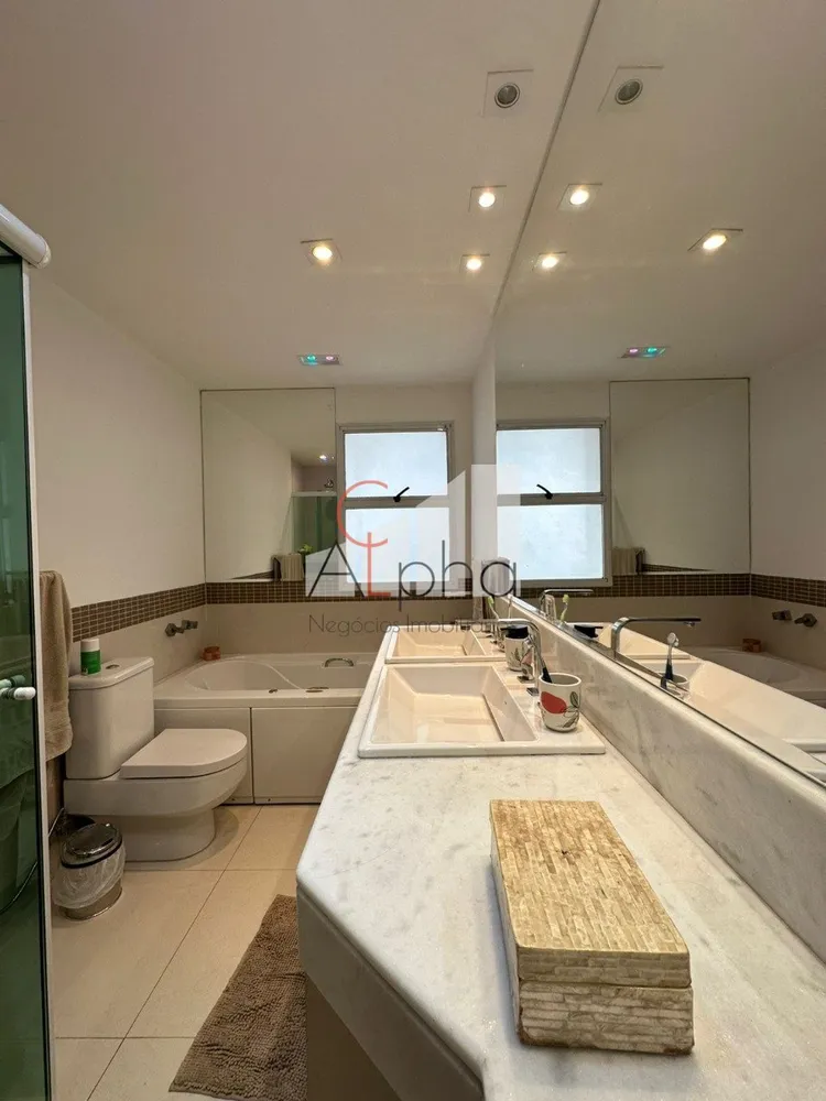 Apartamento, 3 quartos, 232 m² - Foto 4