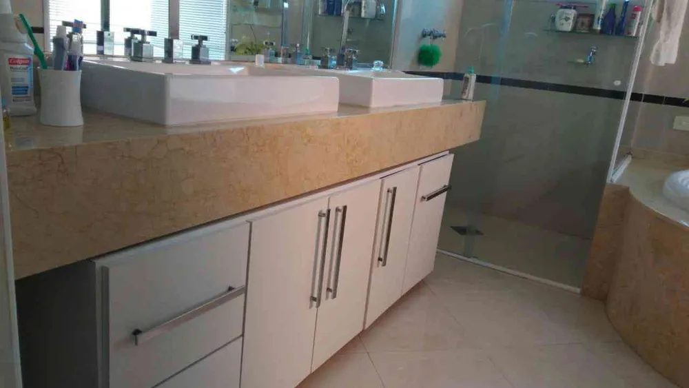 Sobrado, 4 quartos, 630 m² - Foto 2