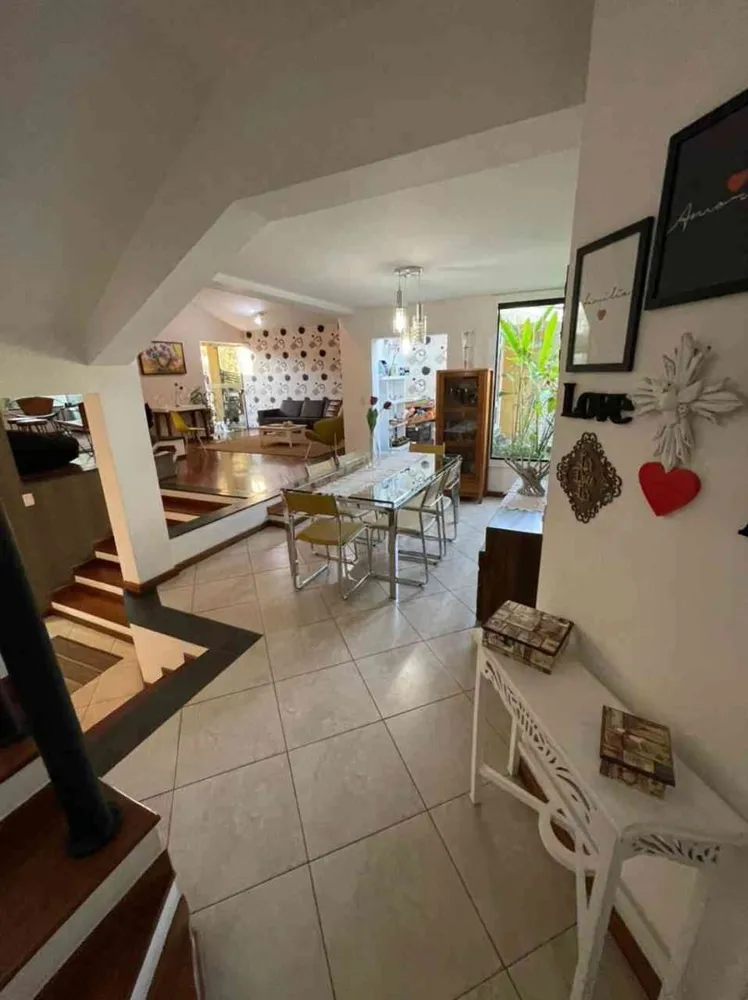 Sobrado, 3 quartos, 340 m² - Foto 3