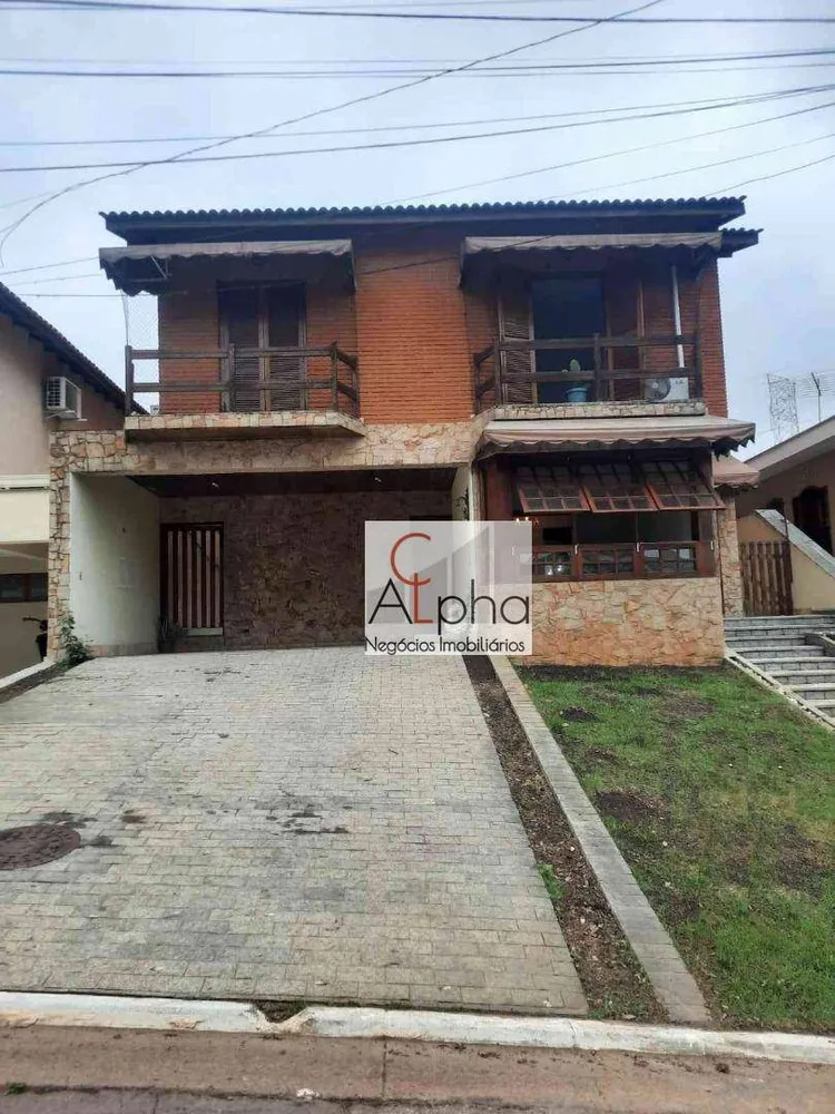 Sobrado, 3 quartos, 310 m² - Foto 1