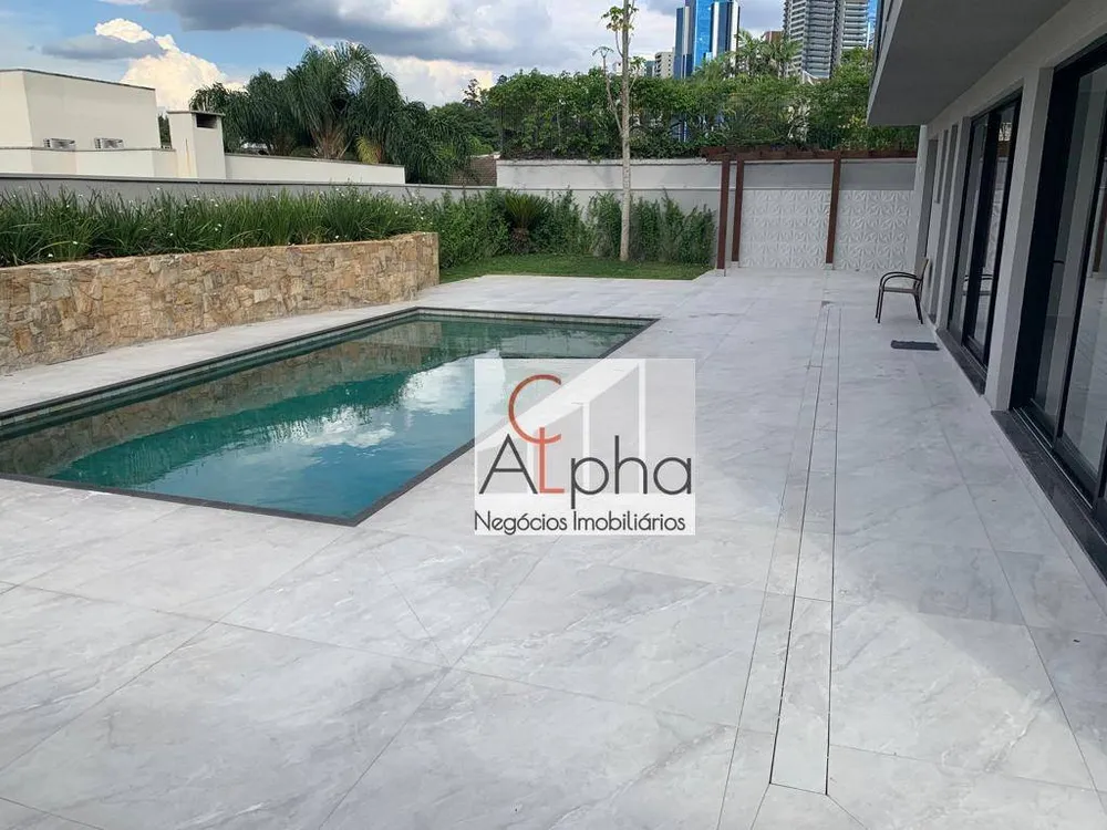 Sobrado, 5 quartos, 740 m² - Foto 2