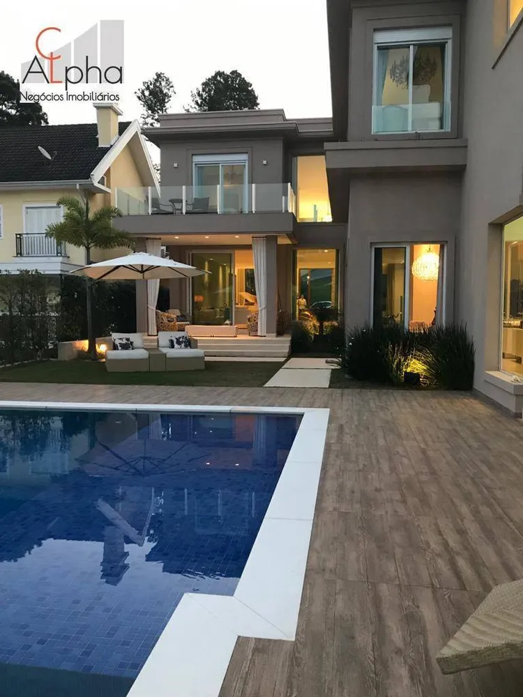 Sobrado, 5 quartos, 740 m² - Foto 1