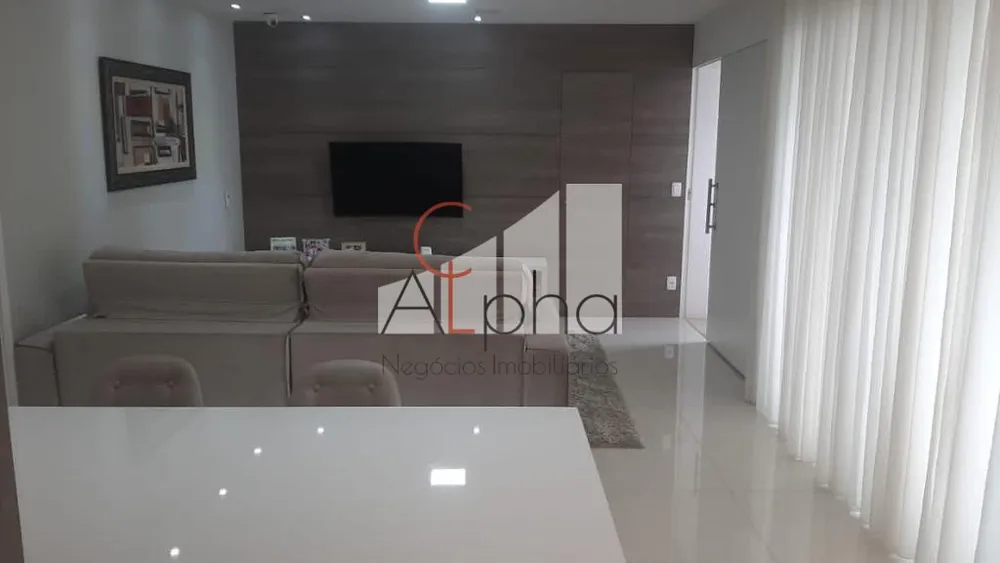 Apartamento, 3 quartos, 155 m² - Foto 1