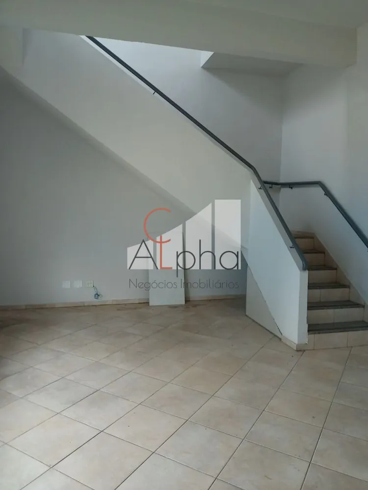 Depósito-Galpão, 690 m² - Foto 1