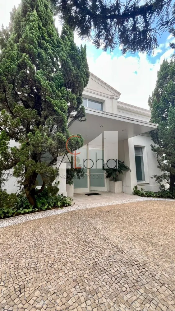 Sobrado, 5 quartos, 1900 m² - Foto 1