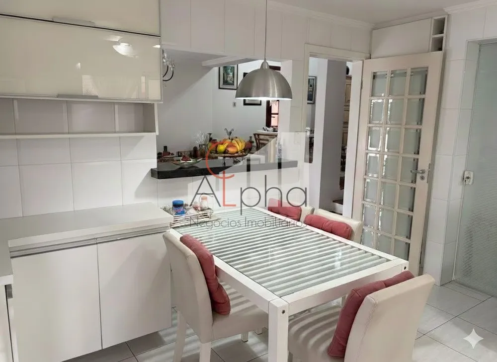 Sobrado, 4 quartos, 440 m² - Foto 1