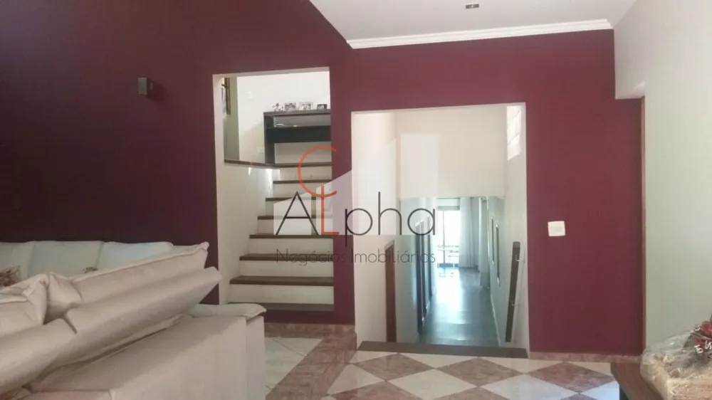 Sobrado, 2 quartos, 304 m² - Foto 1