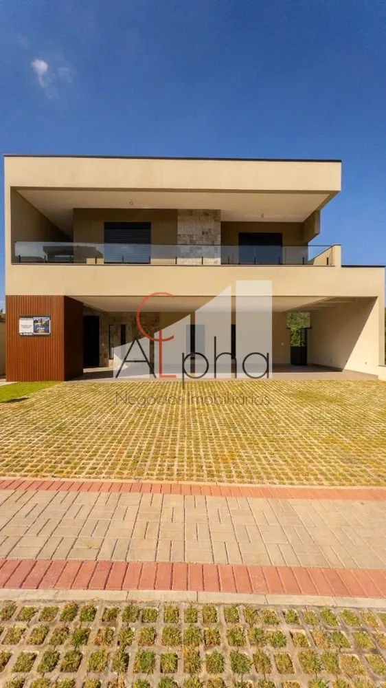 Sobrado, 3 quartos, 509 m² - Foto 1