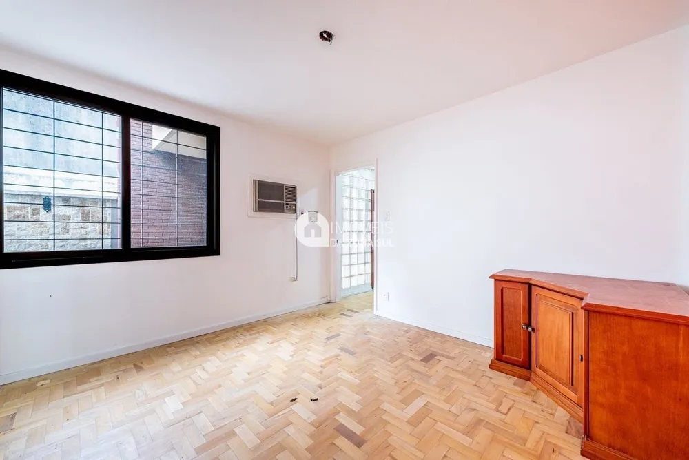 Casa, 3 quartos, 218 m² - Foto 3