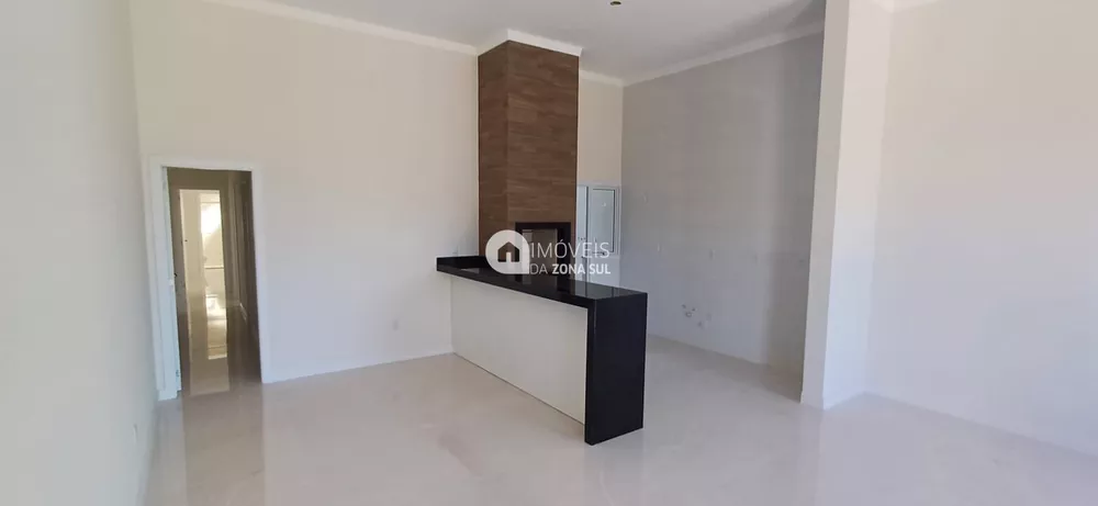 Casa à venda com 3 quartos, 97m² - Foto 3