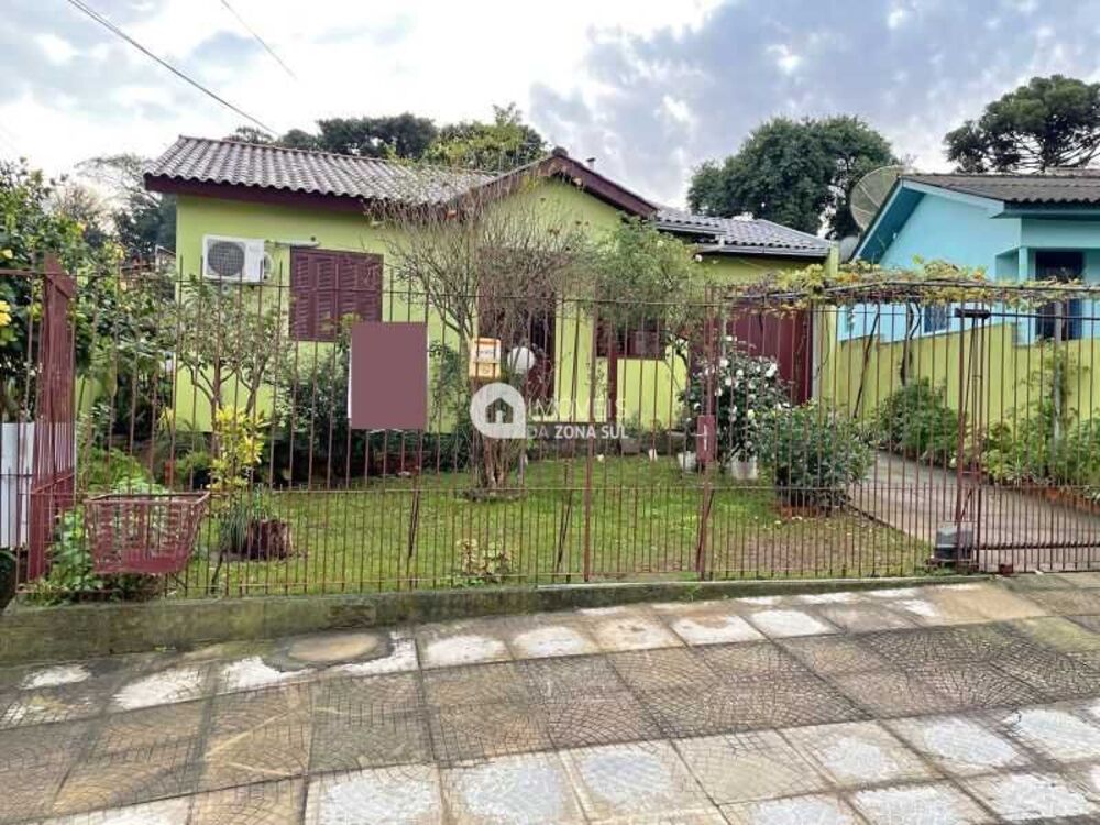 Casa à venda com 2 quartos, 150m² - Foto 1