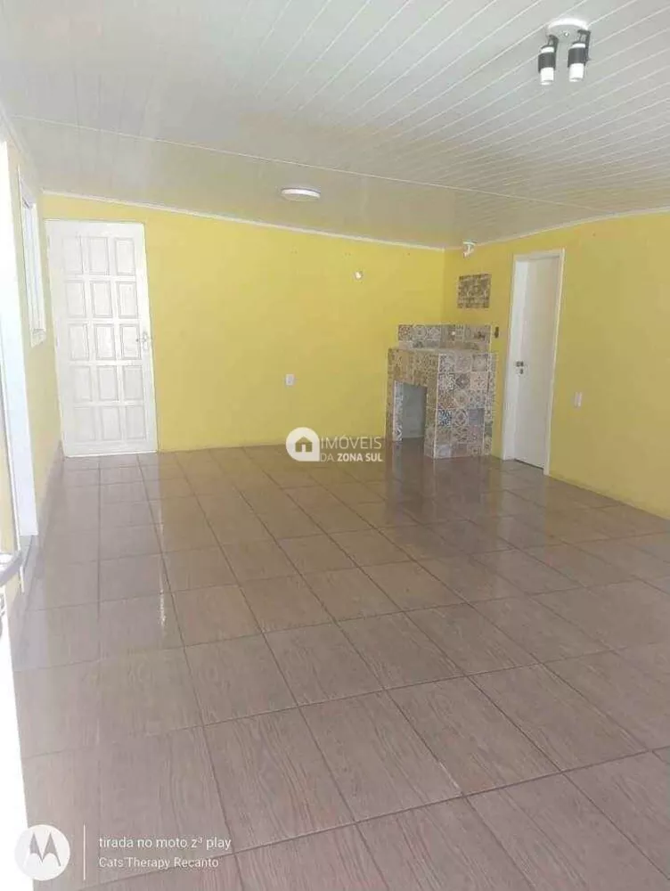 Casa à venda com 2 quartos, 90m² - Foto 2