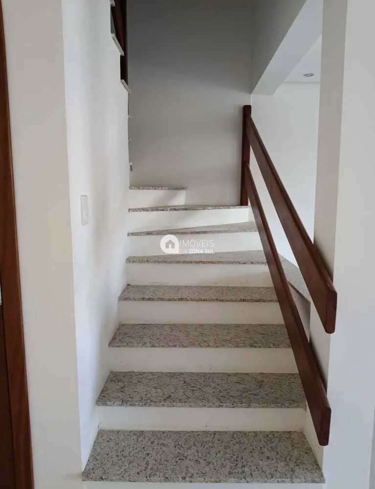 Casa, 3 quartos, 210 m² - Foto 2