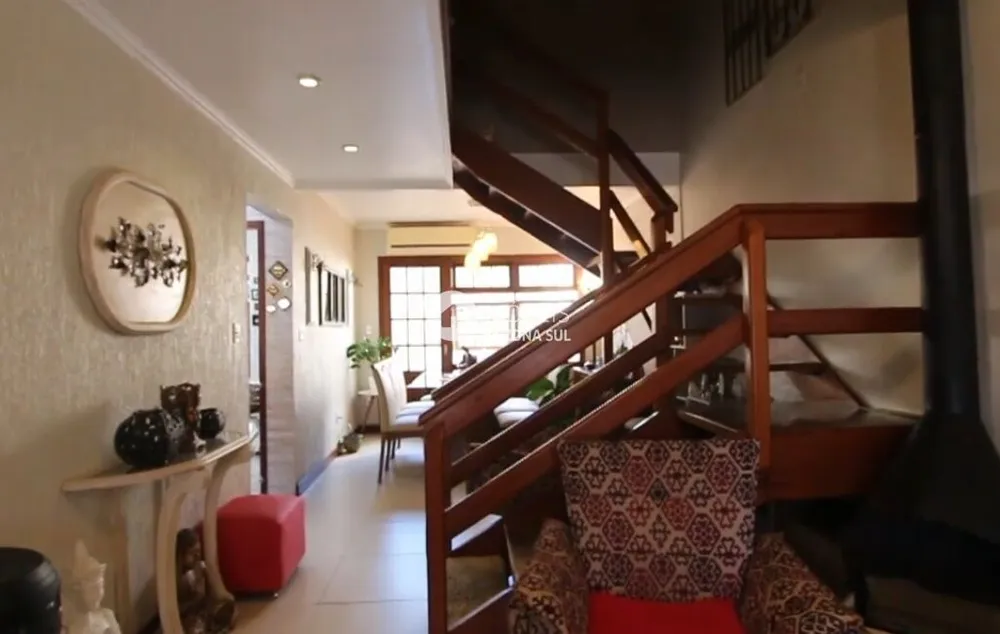 Sobrado, 3 quartos, 273 m² - Foto 2