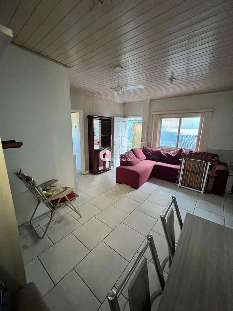 Casa, 4 quartos, 120 m² - Foto 1