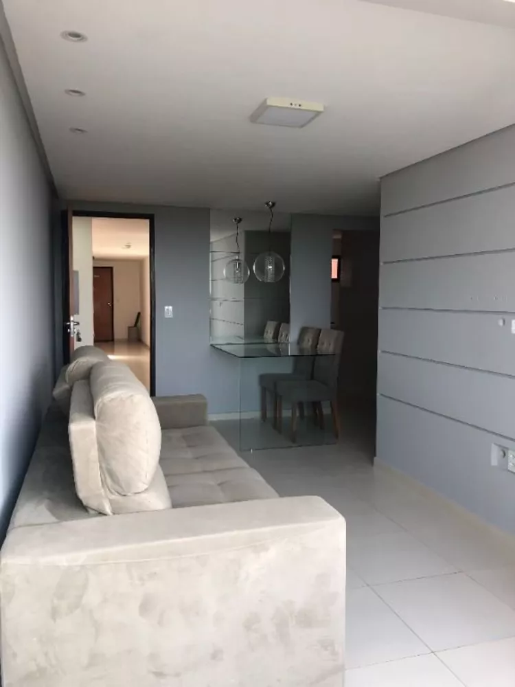 Apartamento à venda com 3 quartos, 75m² - Foto 3