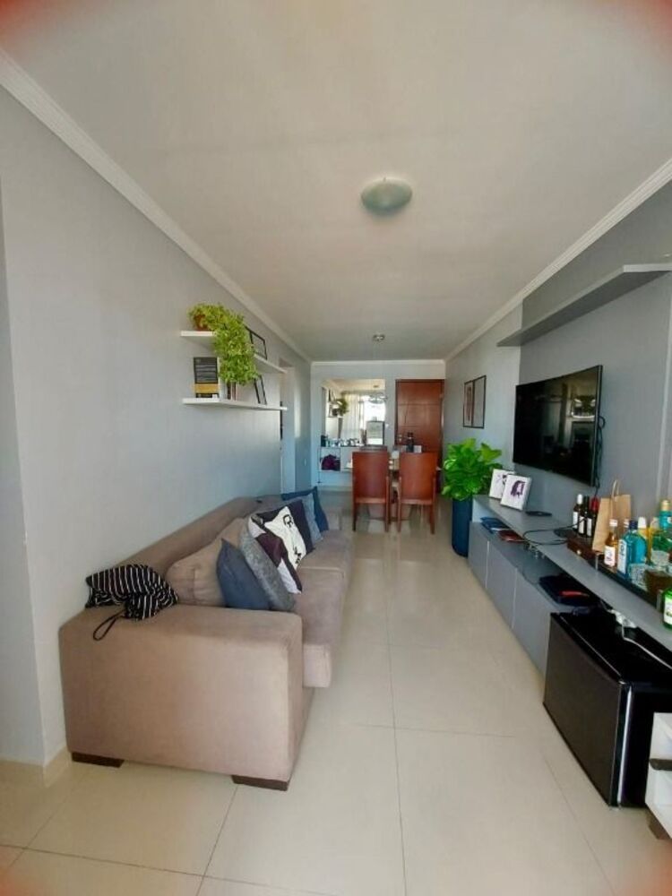 Apartamento à venda com 2 quartos, 63m² - Foto 8