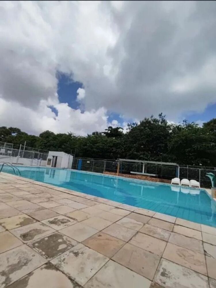 Apartamento à venda com 3 quartos, 70m² - Foto 2