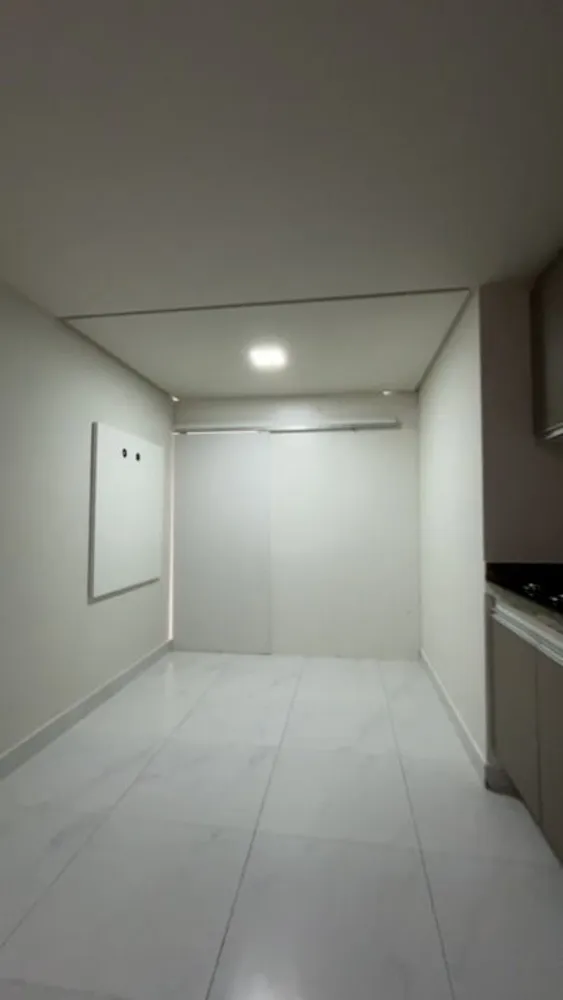 Apartamento, 1 quarto, 28 m² - Foto 2
