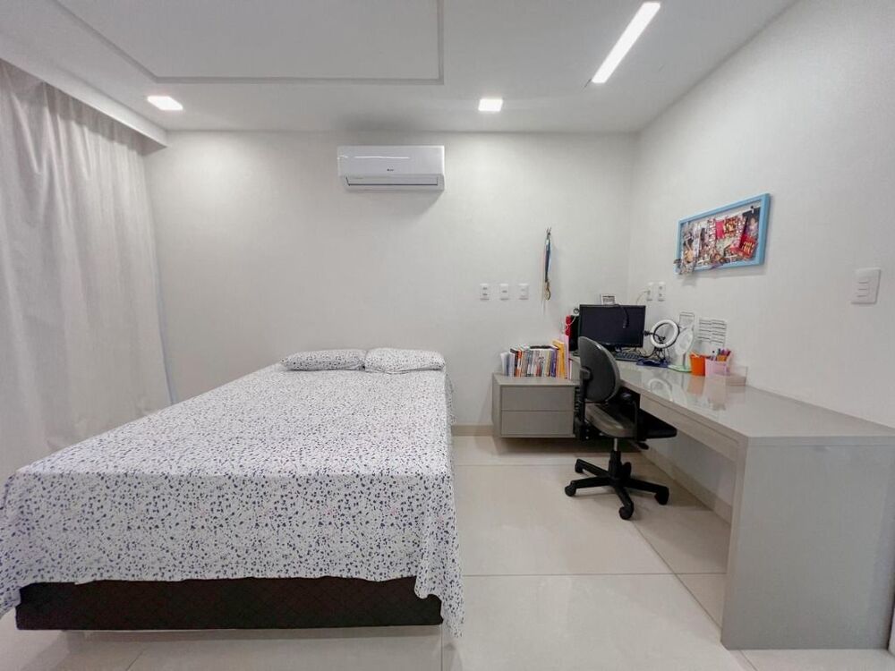 Casa de Condomínio à venda com 4 quartos, 236m² - Foto 14