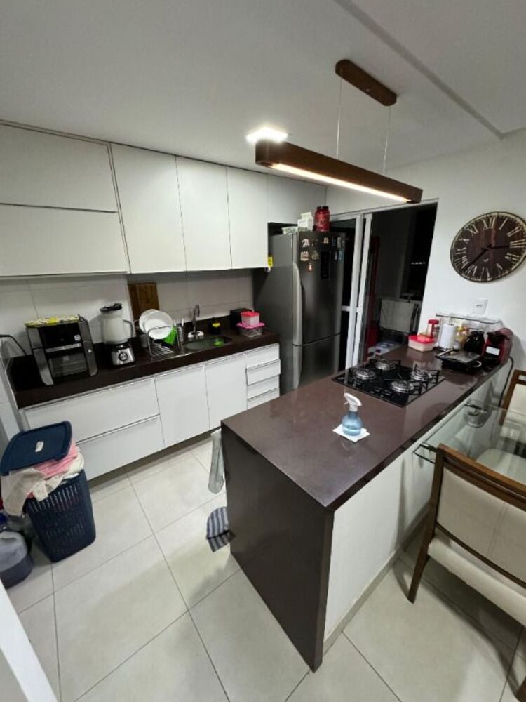 Apartamento à venda com 2 quartos, 67m² - Foto 3