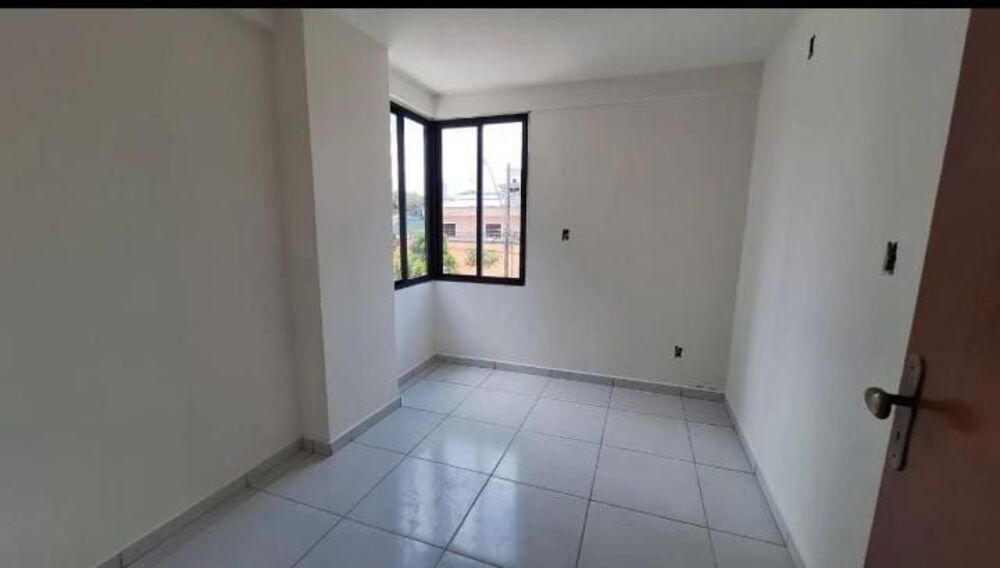 Apartamento à venda com 2 quartos, 61m² - Foto 5